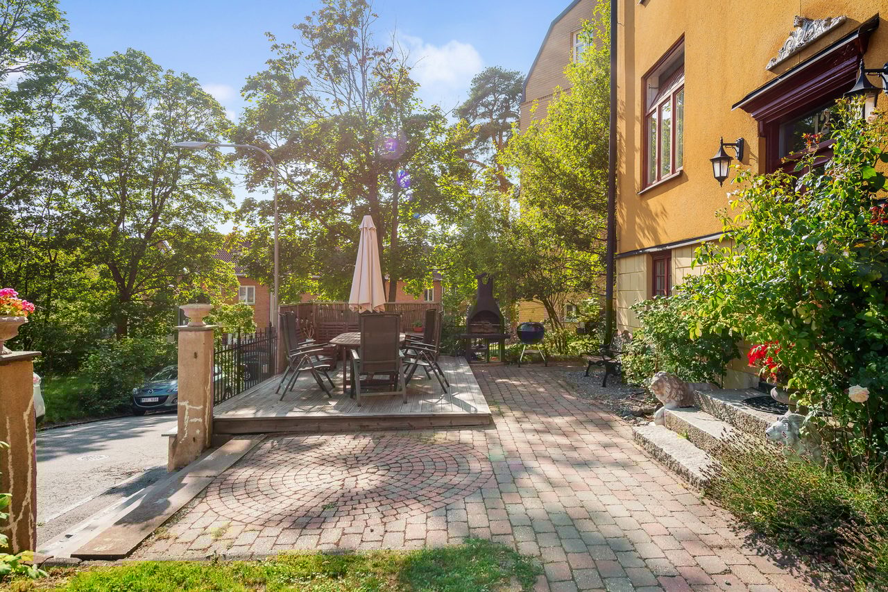 Fredriksbergsvägen 12