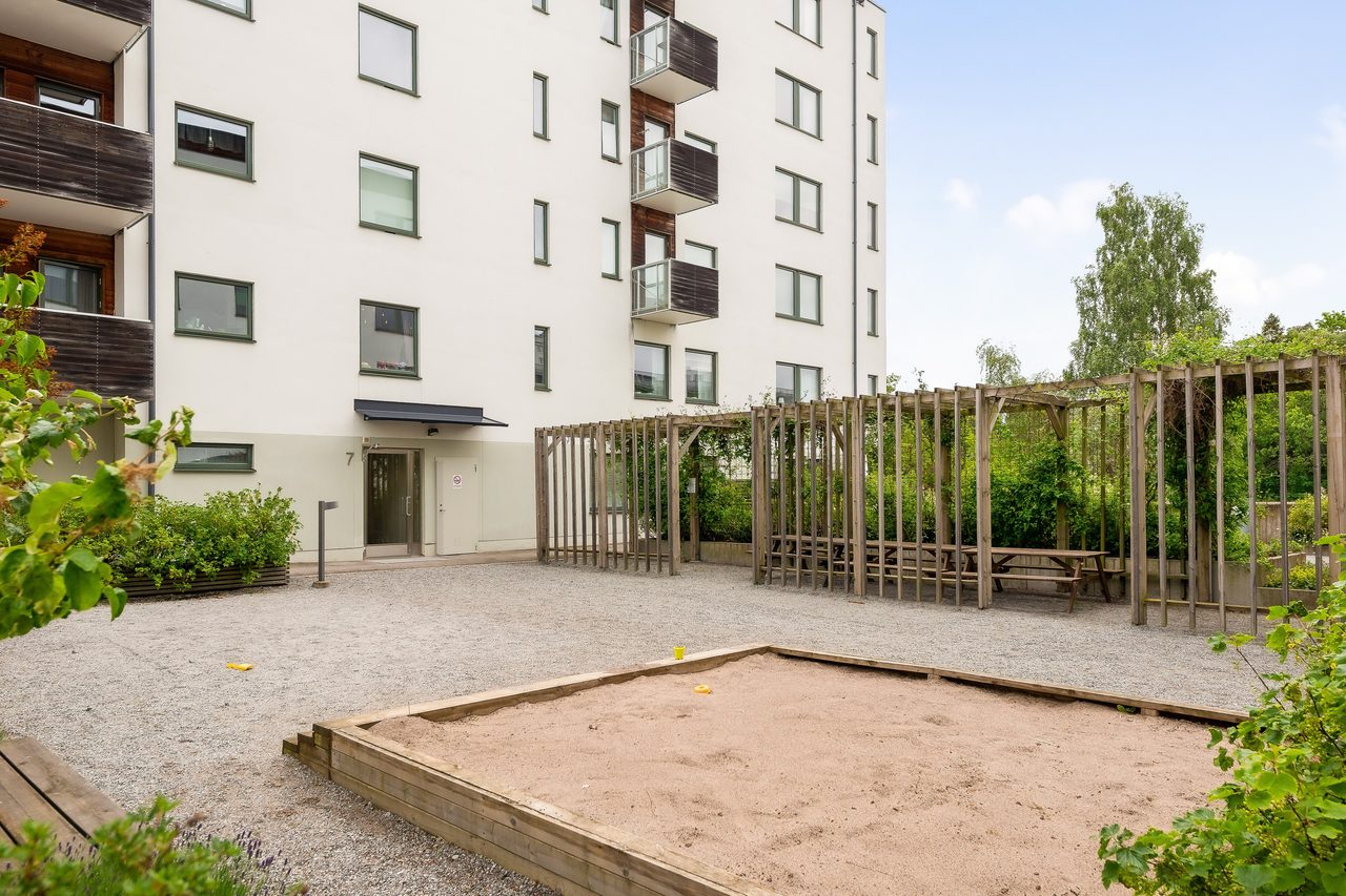 Björketorpsvägen 17. 4/6tr