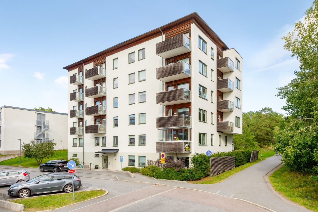 Björketorpsvägen 17. 4/6tr