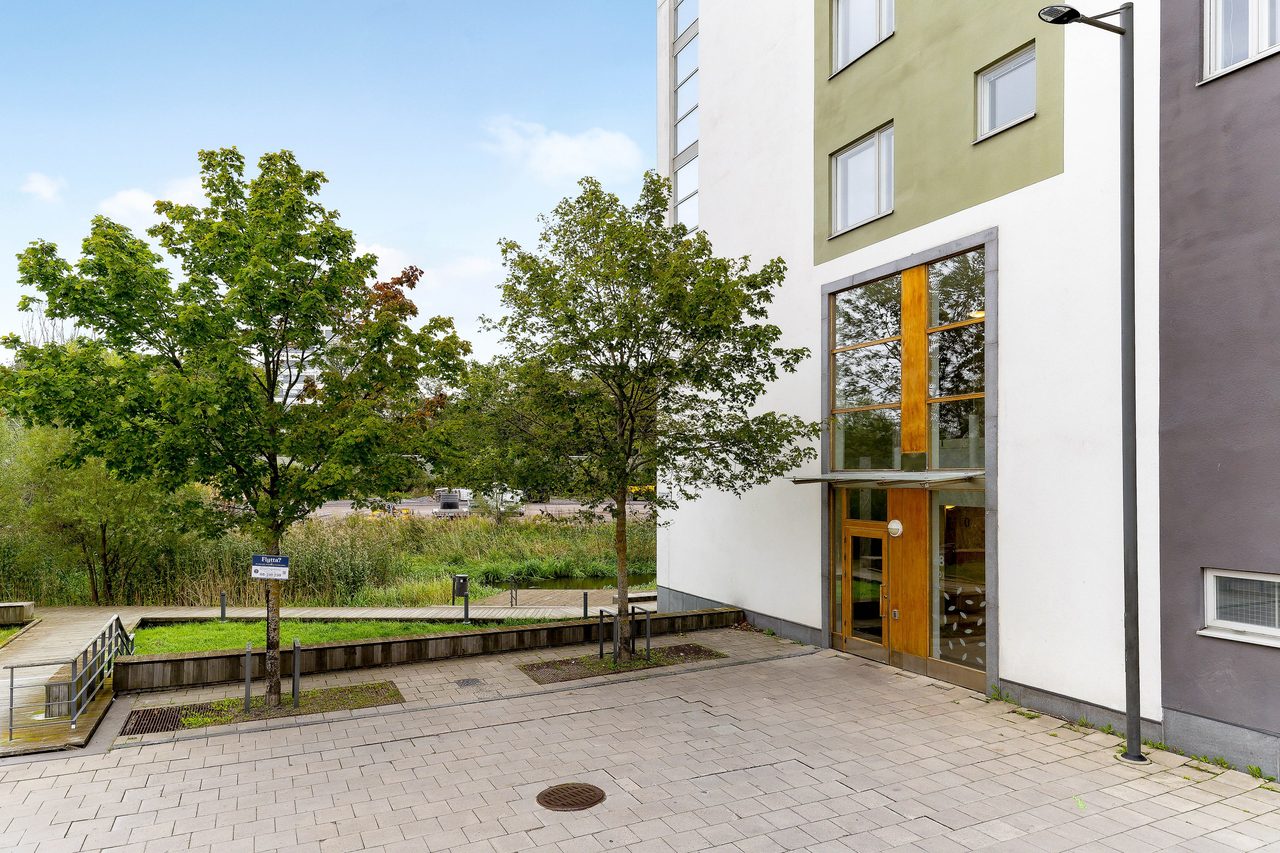 Dartanjangs gata 68, 5 tr.