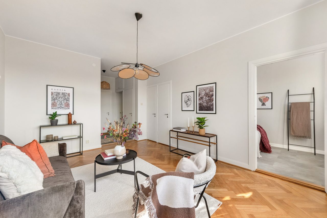 s-ld-l-genhet-p-arkitektv-gen-70-3-tr-i-bromma-abrahamsberg