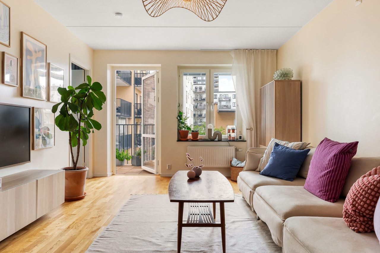 Tomtebobarnens Gata 7, 1 tr.