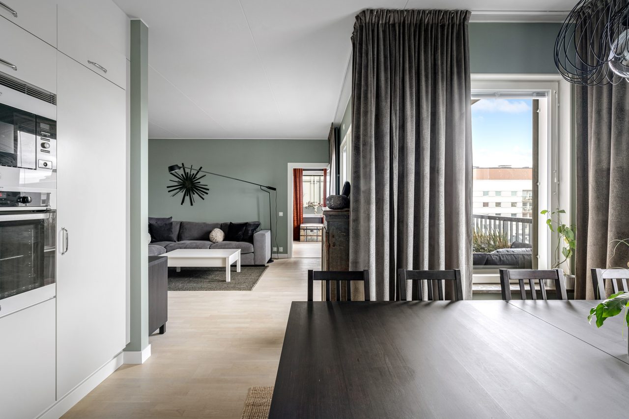 Sundbybergs Torg 1J, vån 9