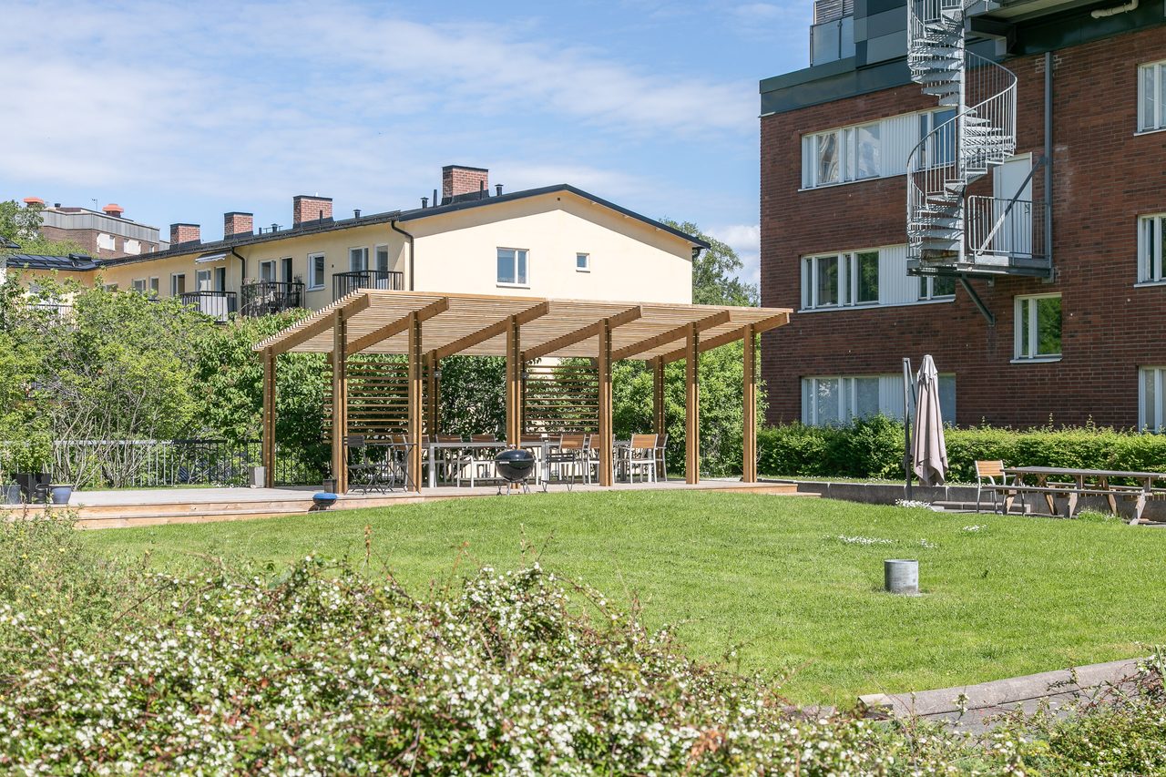 Ektorpsvägen 9, 2tr