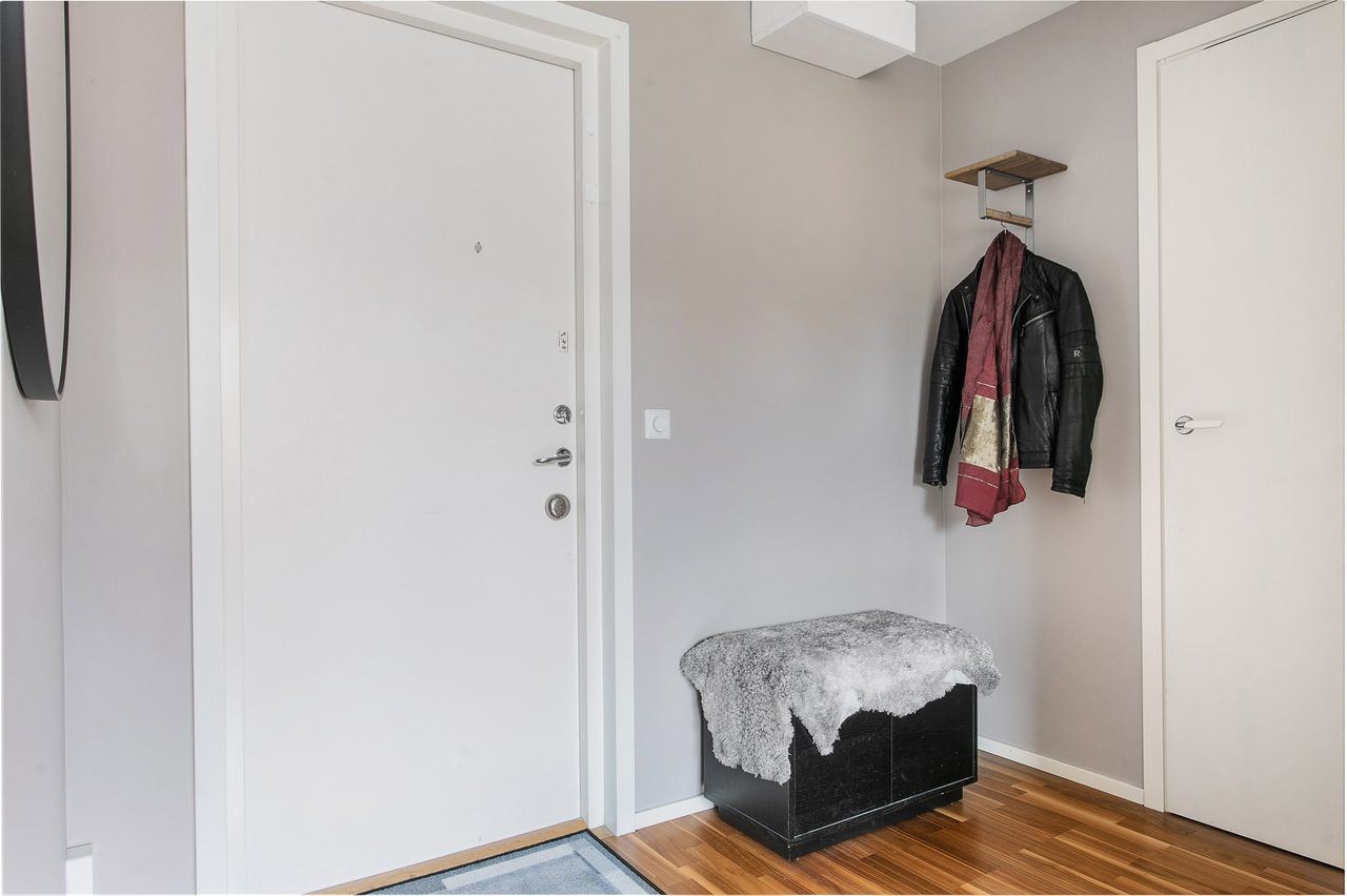 Ektorpsvägen 9, 2tr