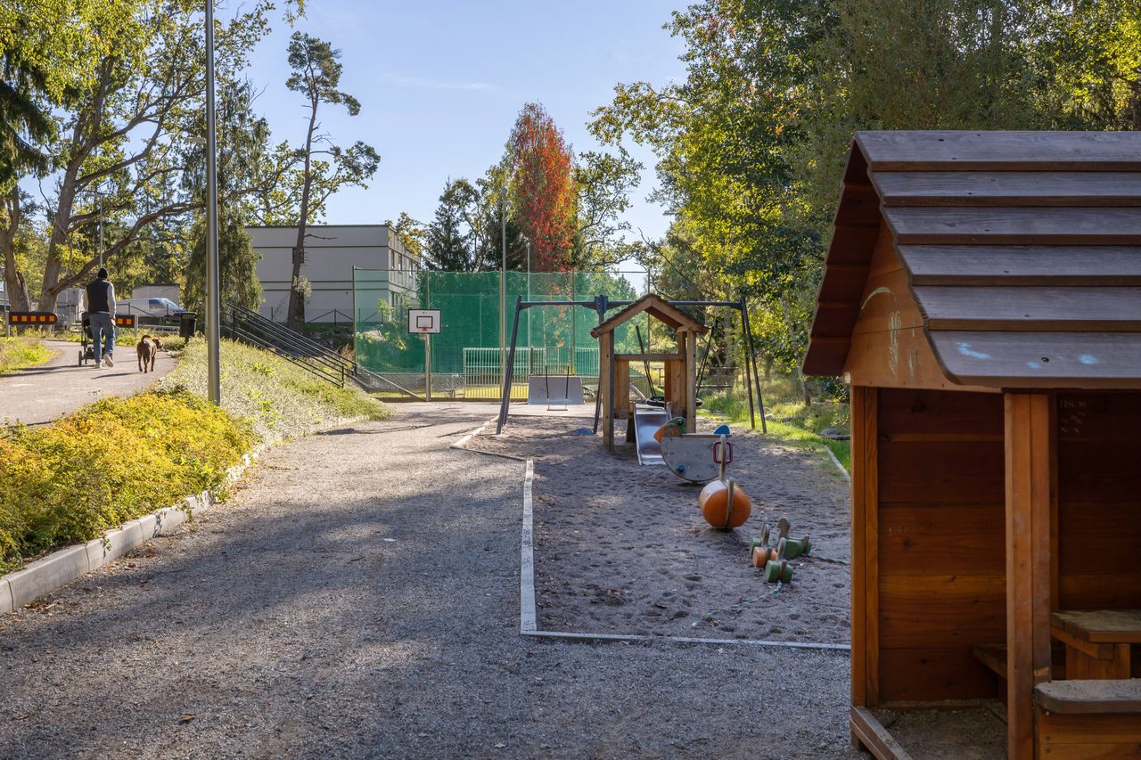 Åbroddsvägen 25, 24 - 25