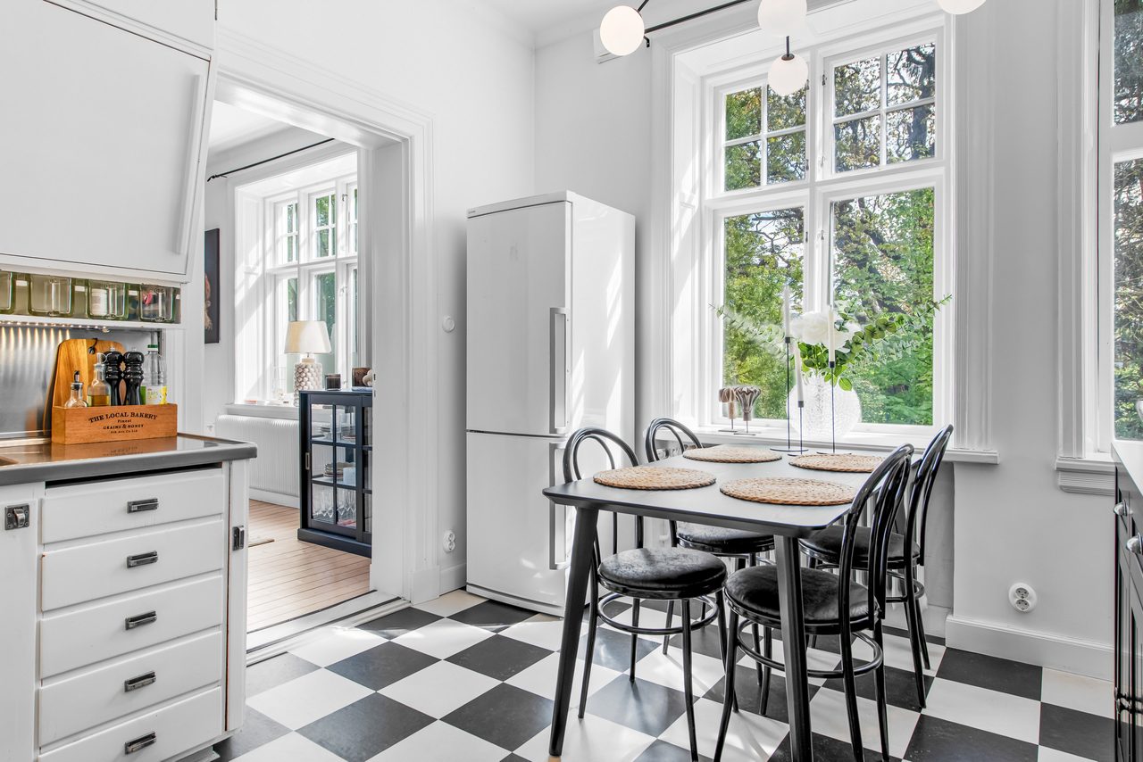 Lägenhet bottenplan 1 rok