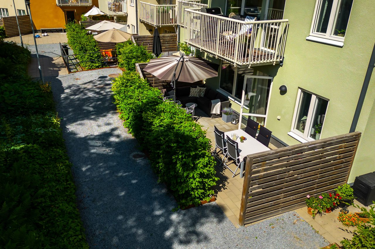 Svandammsvägen 37, uteplats!