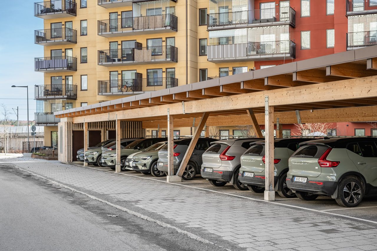 Årsta skolgränd 6, 9/9!