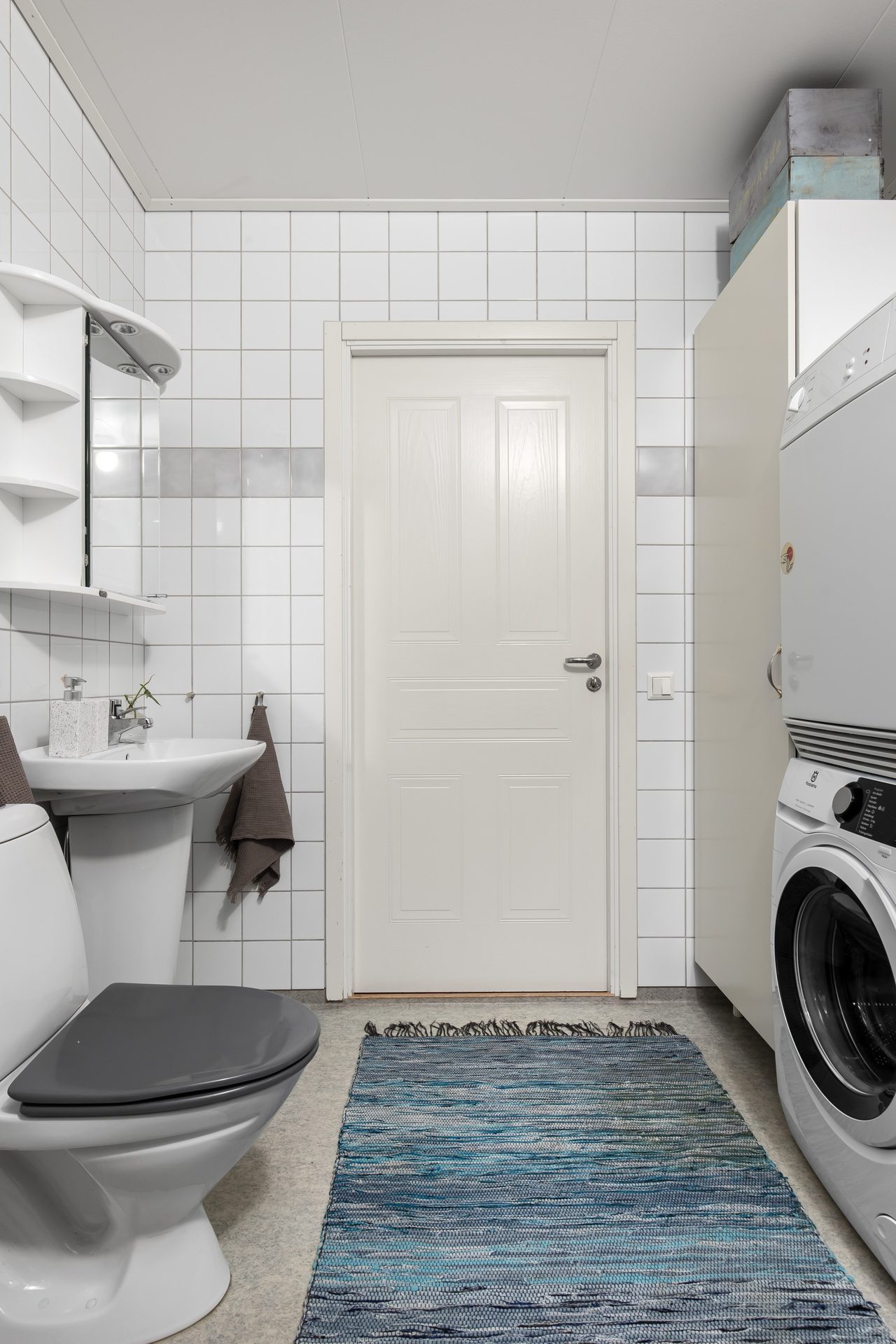 Lilla sällskapets väg 13B