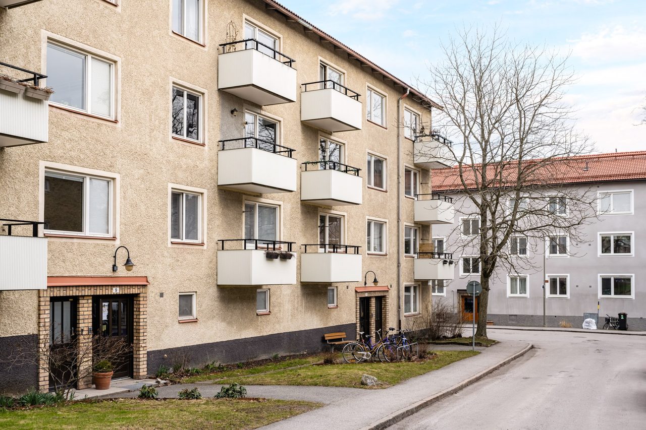 Tombolavägen 9