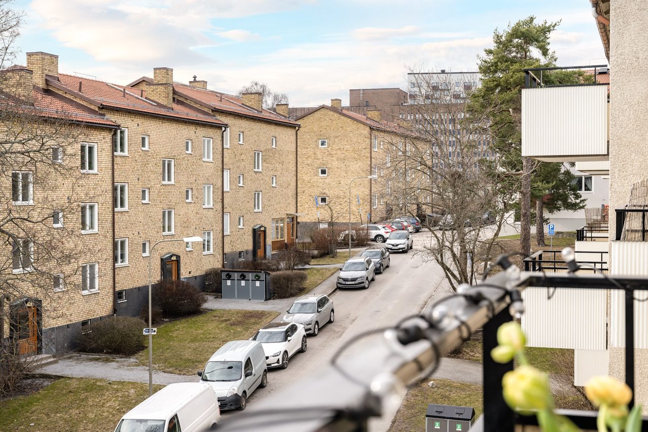 Tombolavägen 9