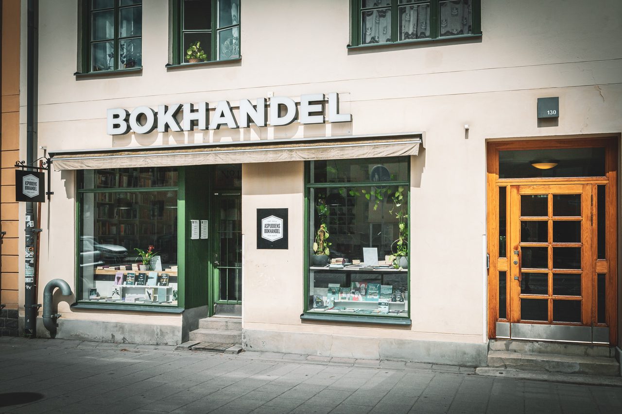 Bokhandel och café
