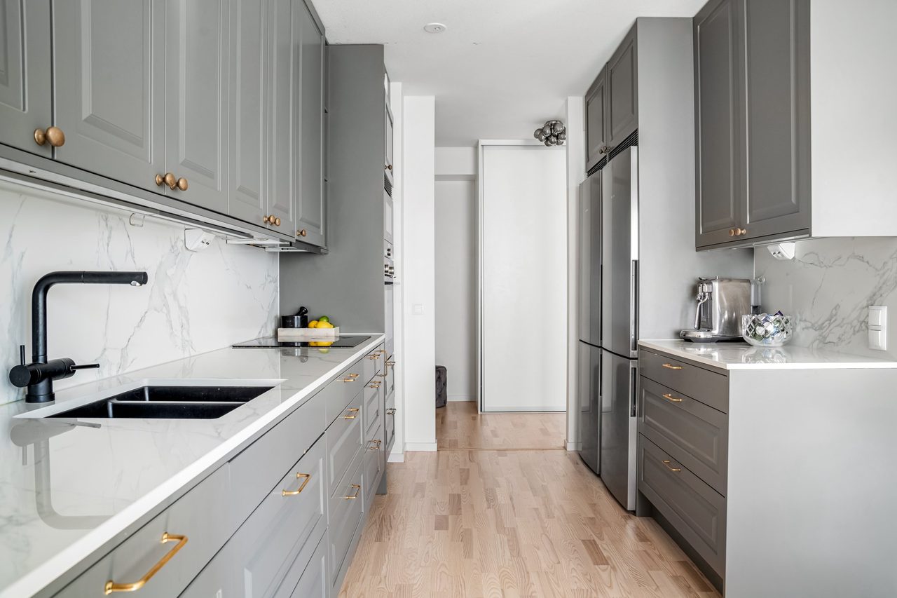 Önologgatan 2, 3 tr!