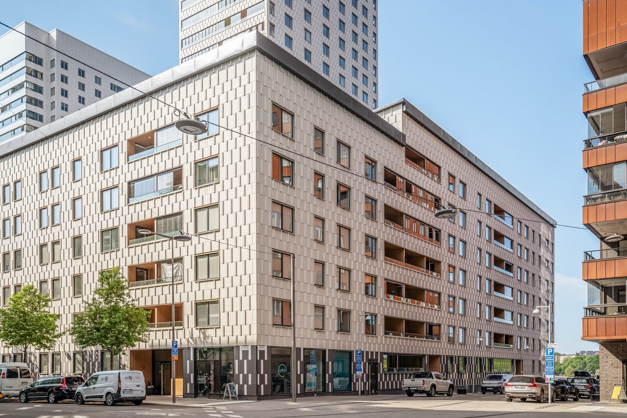 Önologgatan 2, 3 tr!