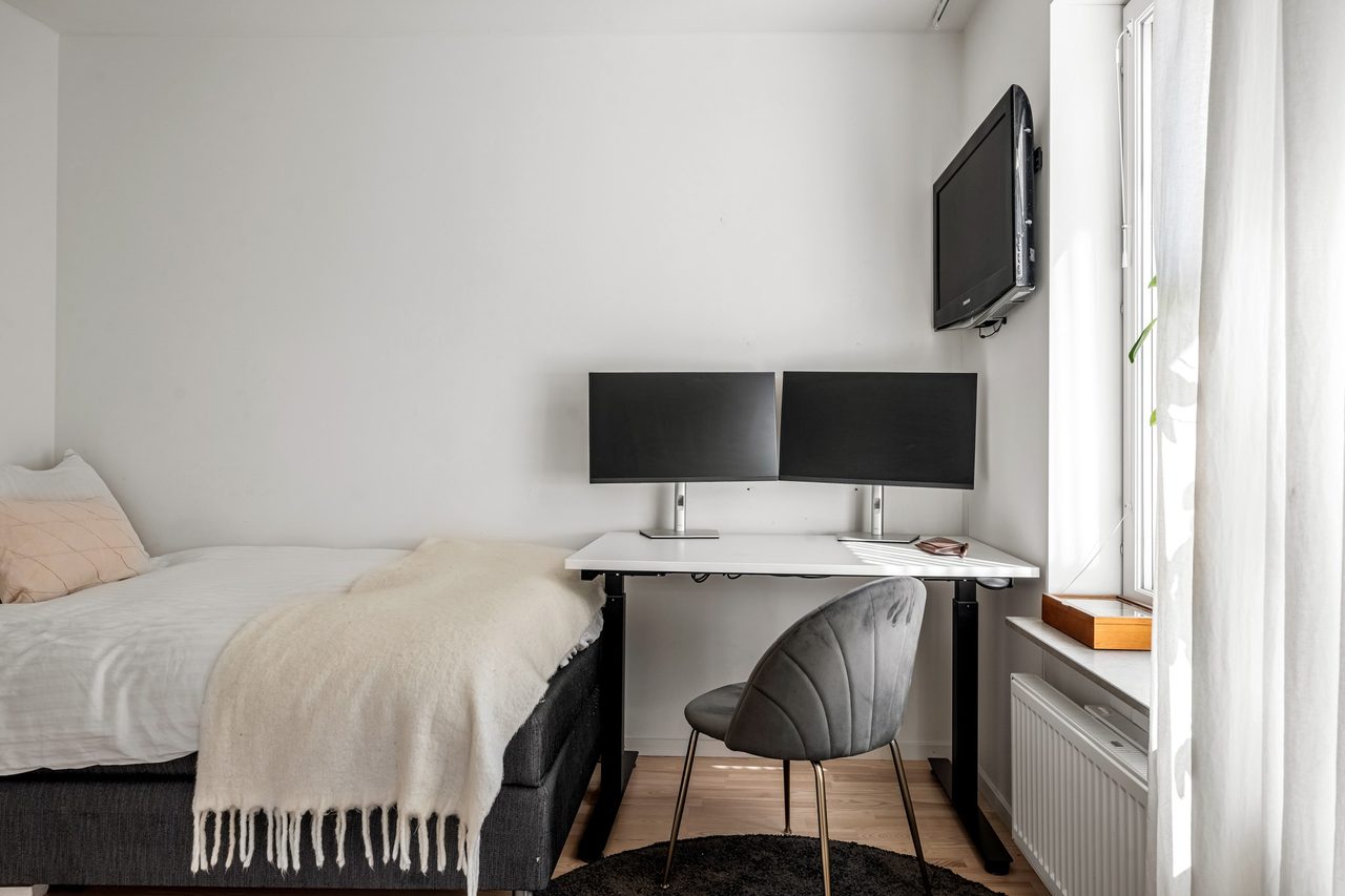 Önologgatan 2, 3 tr!