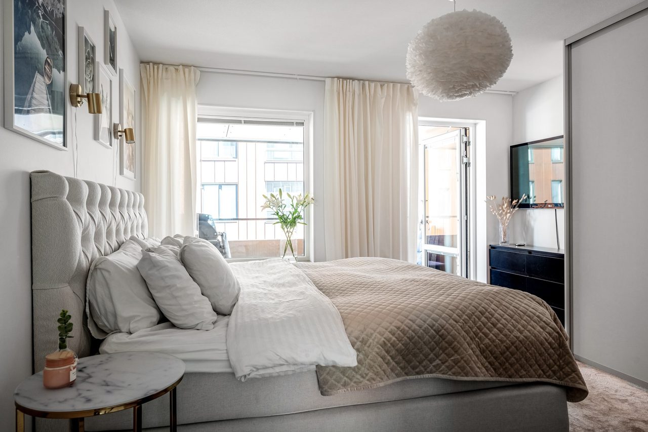 Önologgatan 2, 3 tr!