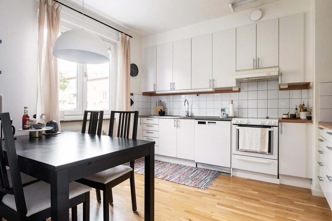 Tivolivägen 22, 2tr!