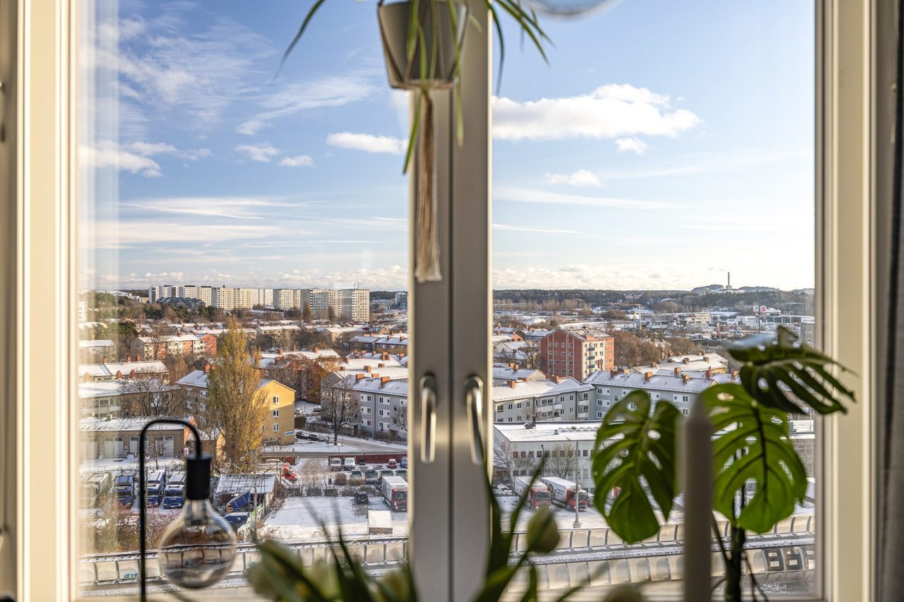 Årstaskogs väg 7C, 8 tr!