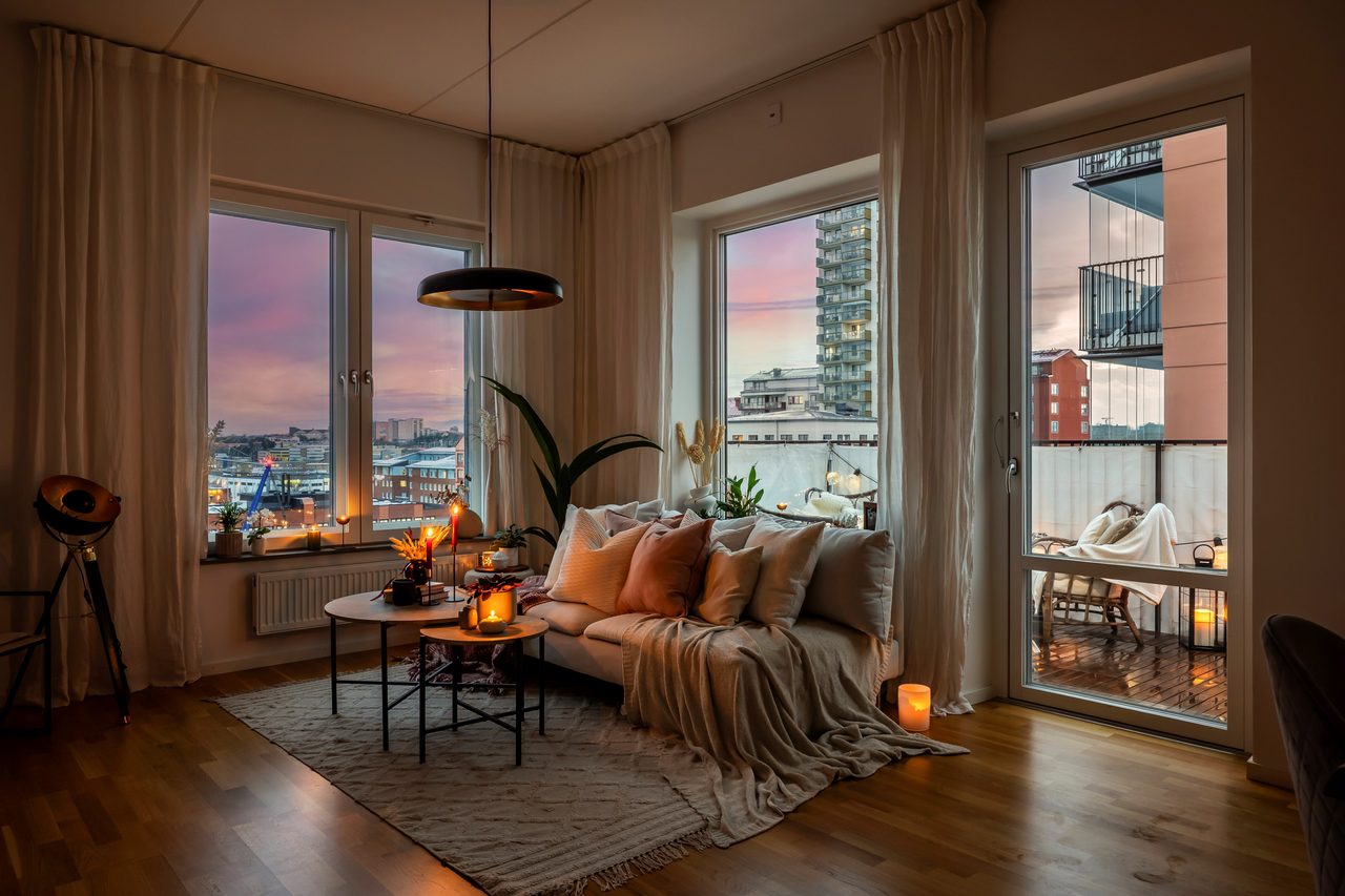 Årstaskogs väg 7A, högst upp!