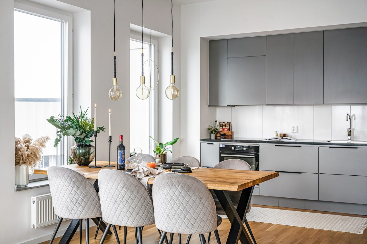 Årstaskogs väg 7A, högst upp!