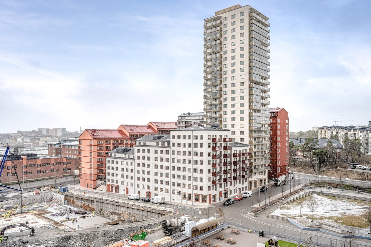 Årstaskogs väg 7A, högst upp!