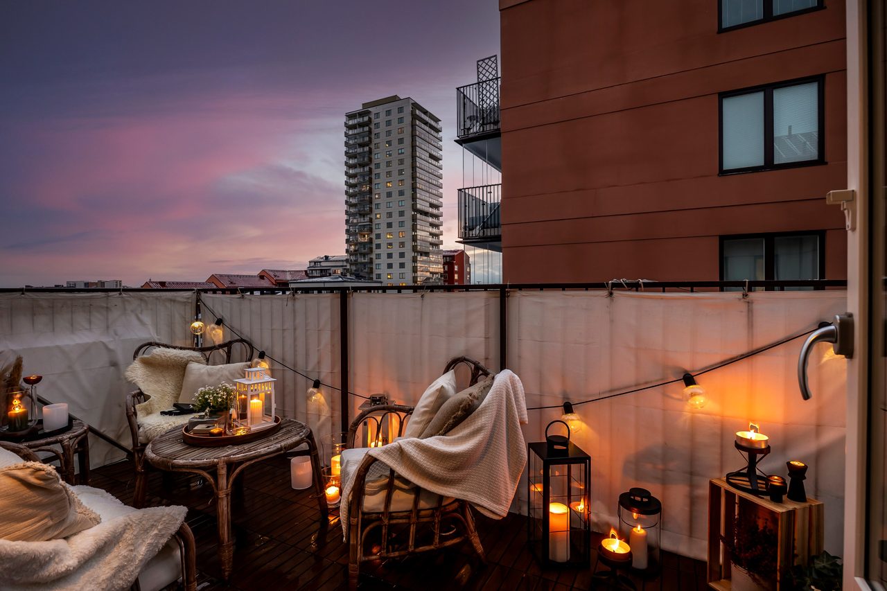 Årstaskogs väg 7A, högst upp!