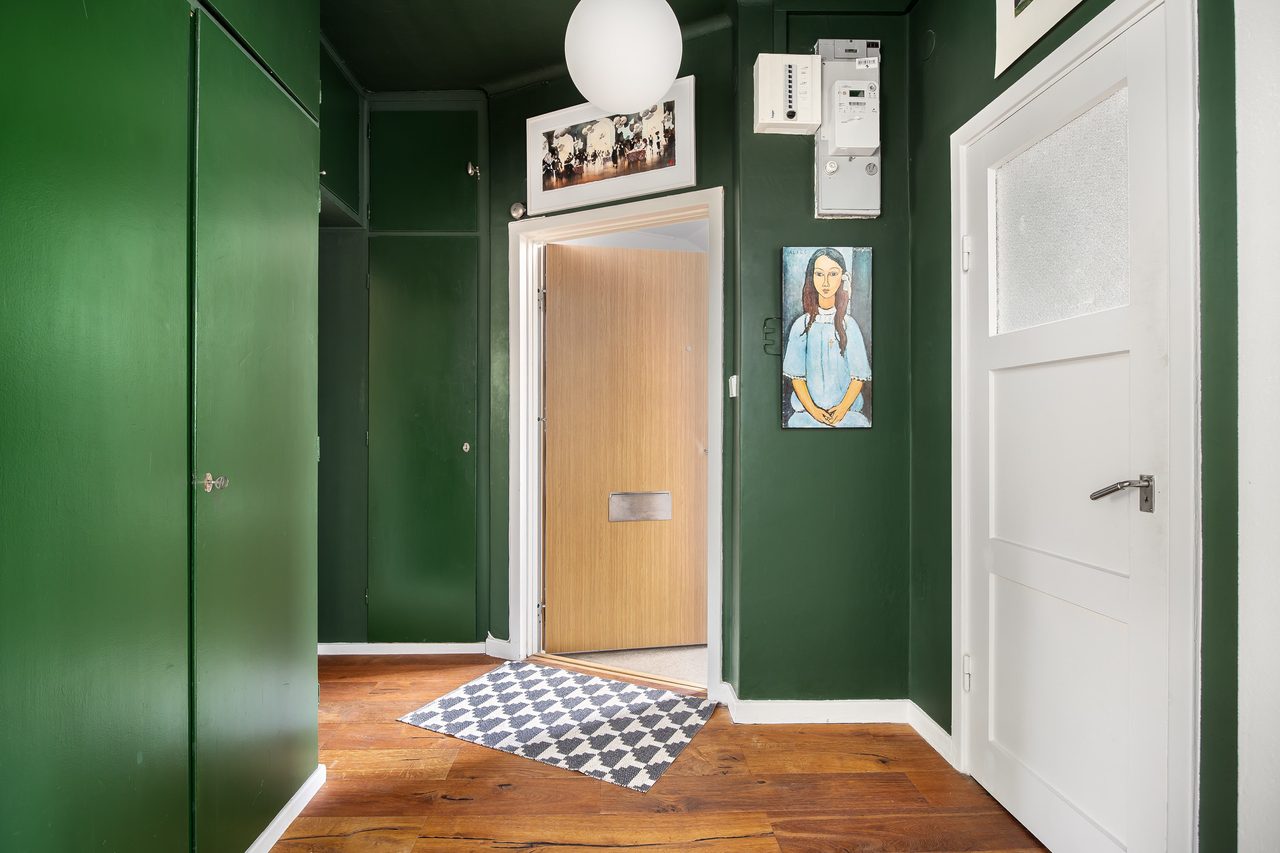 Valborgsmässovägen 2