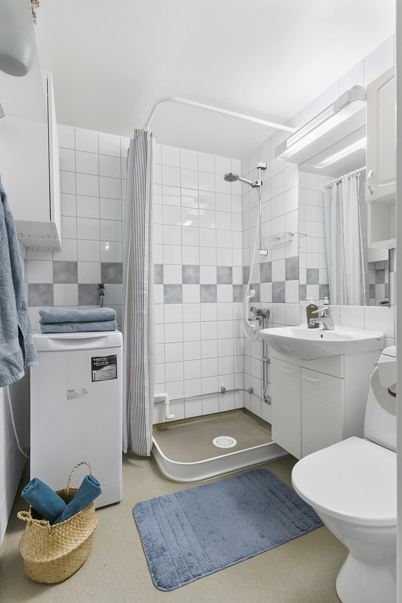 Stamrenoverat badrum.