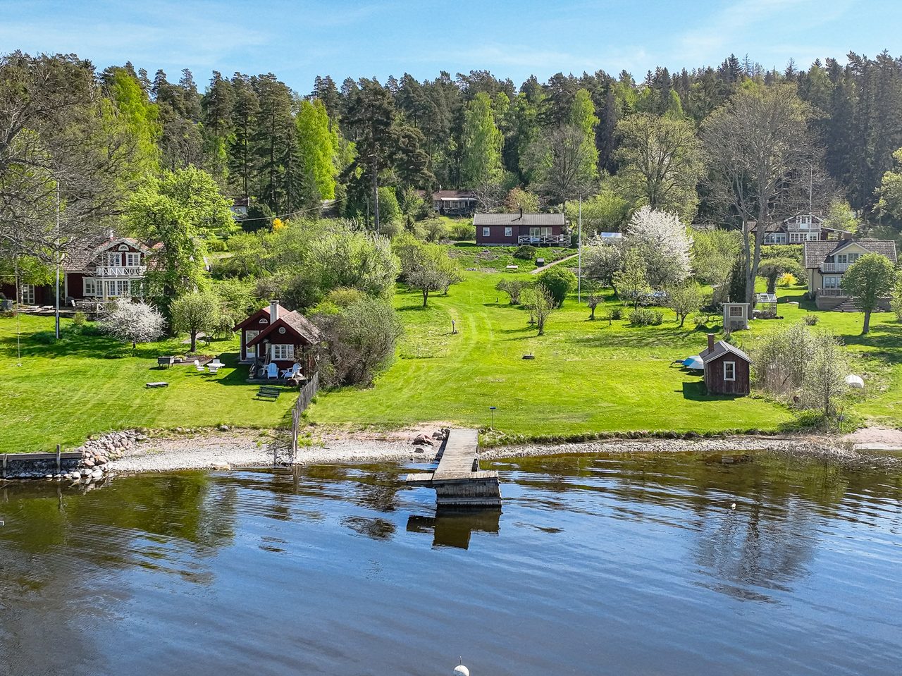 Ljusterö huvuds väg 43