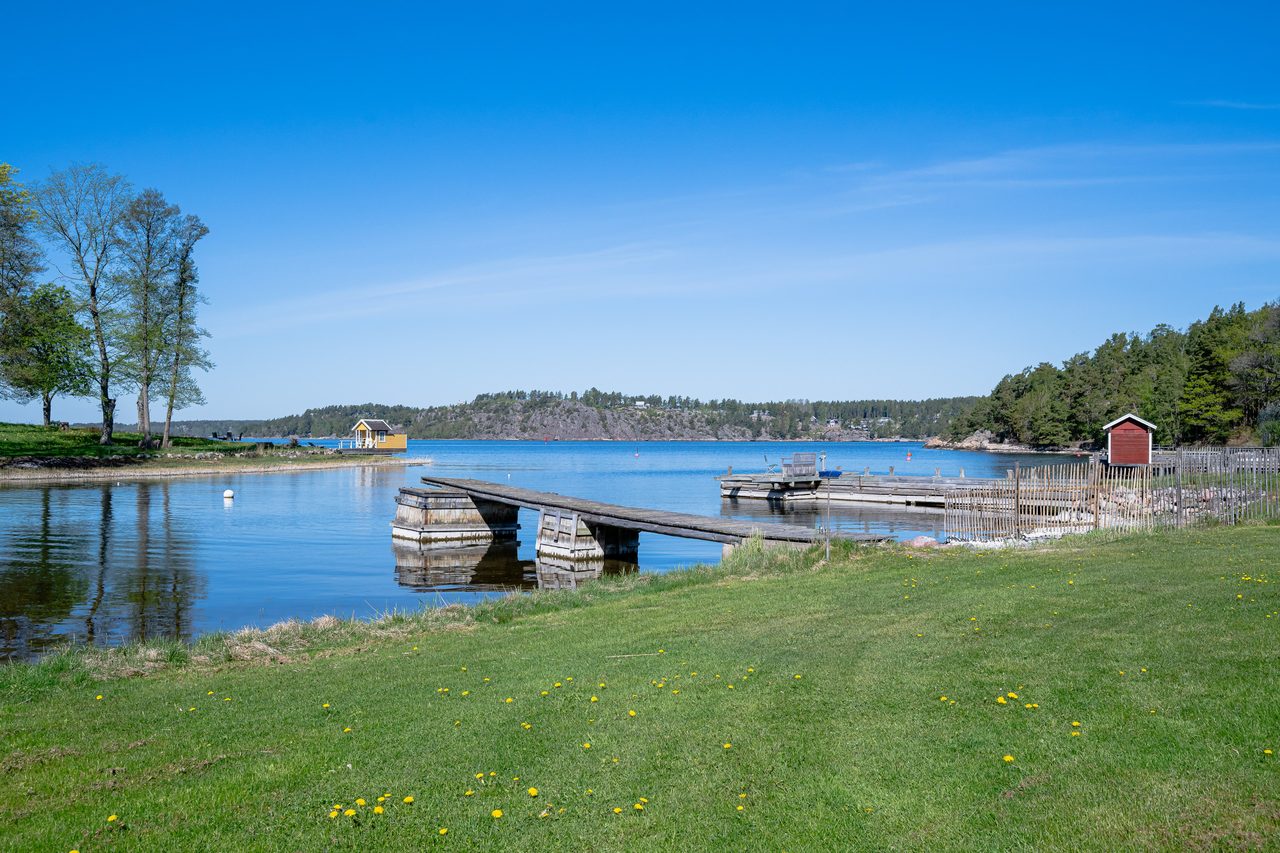 Ljusterö huvuds väg 43