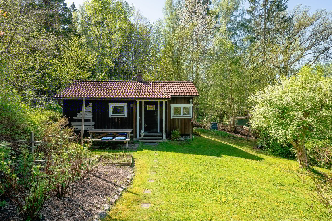 Ljusterö huvuds väg 43