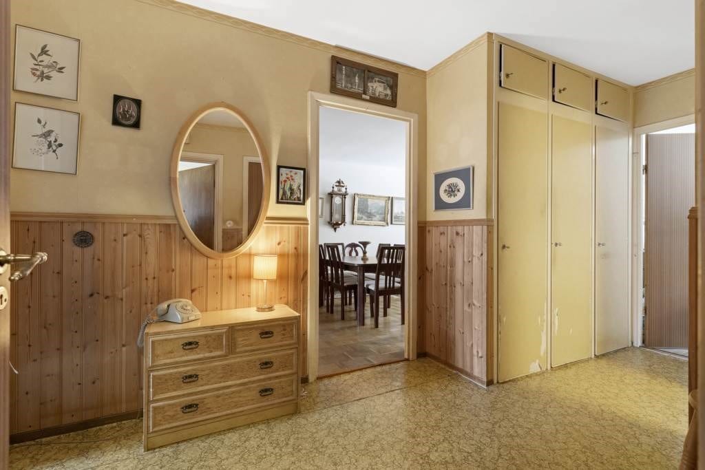 Hall till vardagsrum