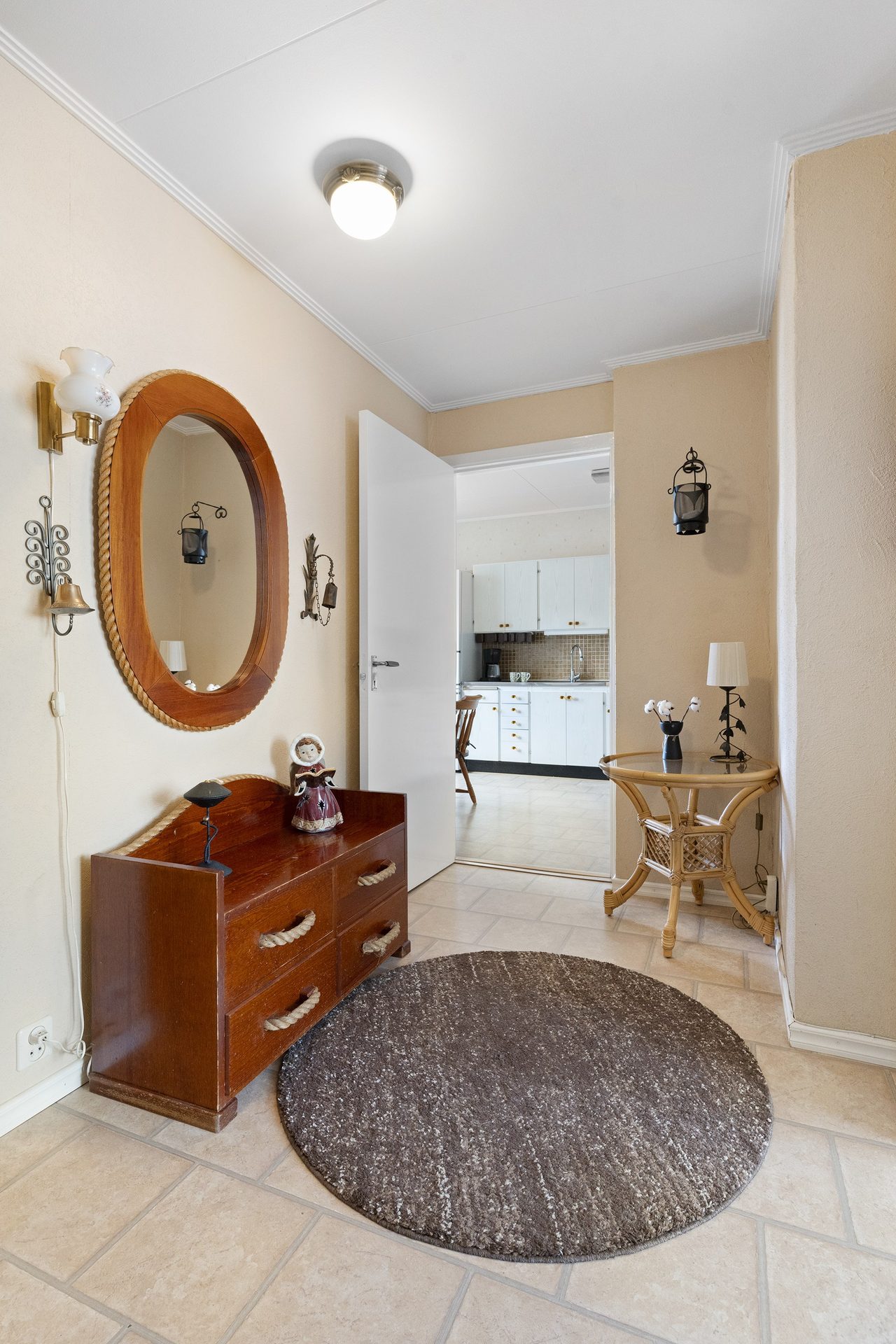 Inre hall lägenhet 1