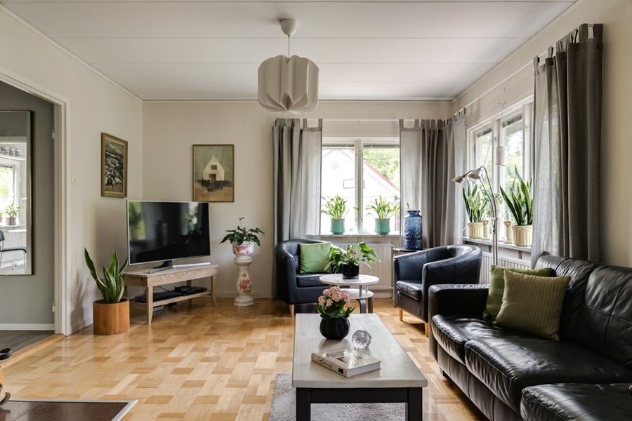 Norra Solhällevägen 16