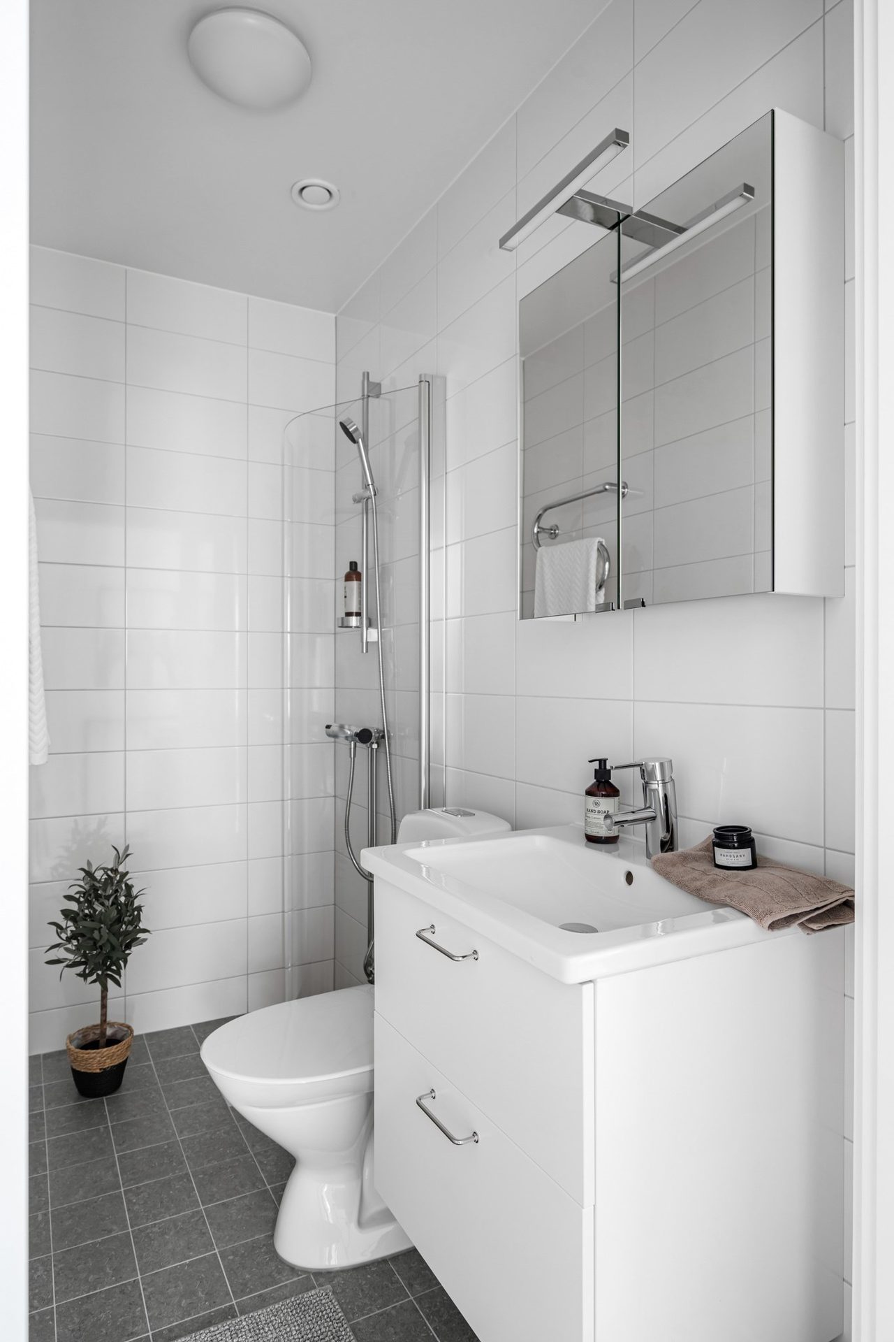 Kvarnholmsvägen 102