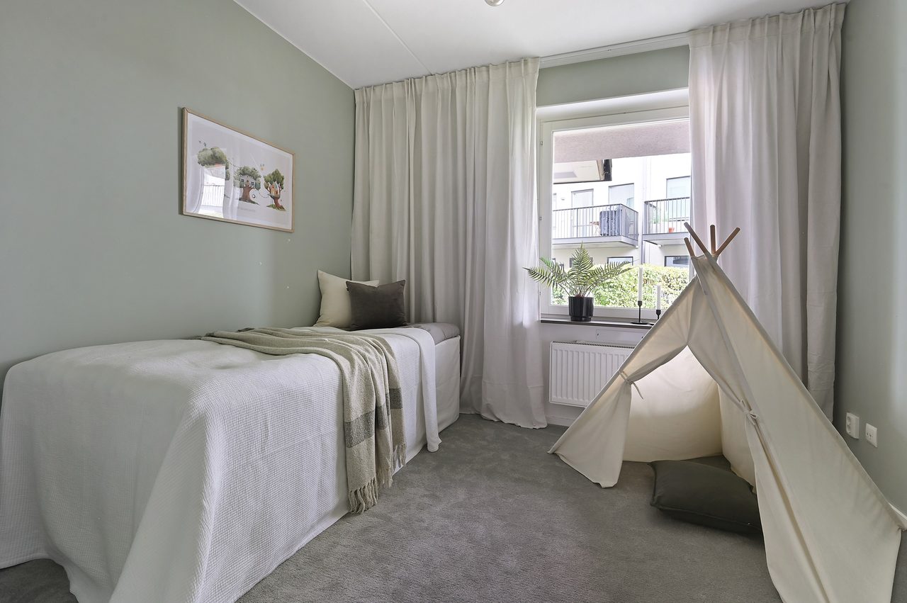 Oskarslundsbacken 13