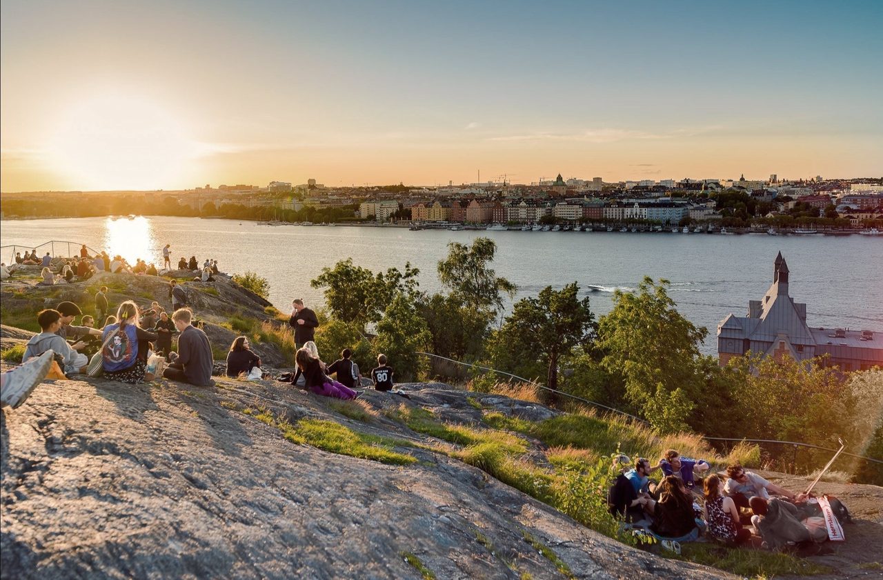Njut av utsikten på Skinnarviksberget