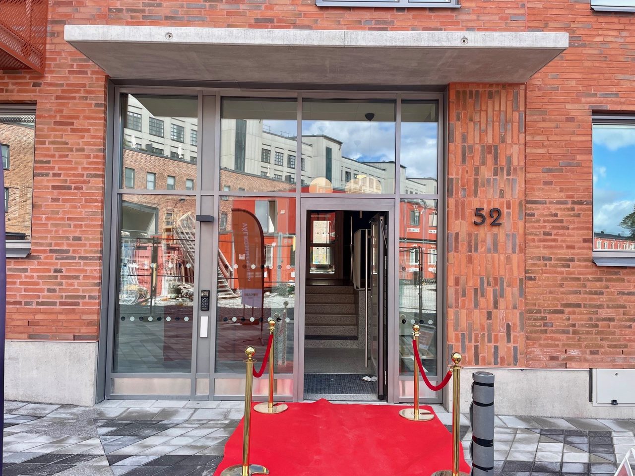 Välkommen att flytta in i ditt nya vackra hem!