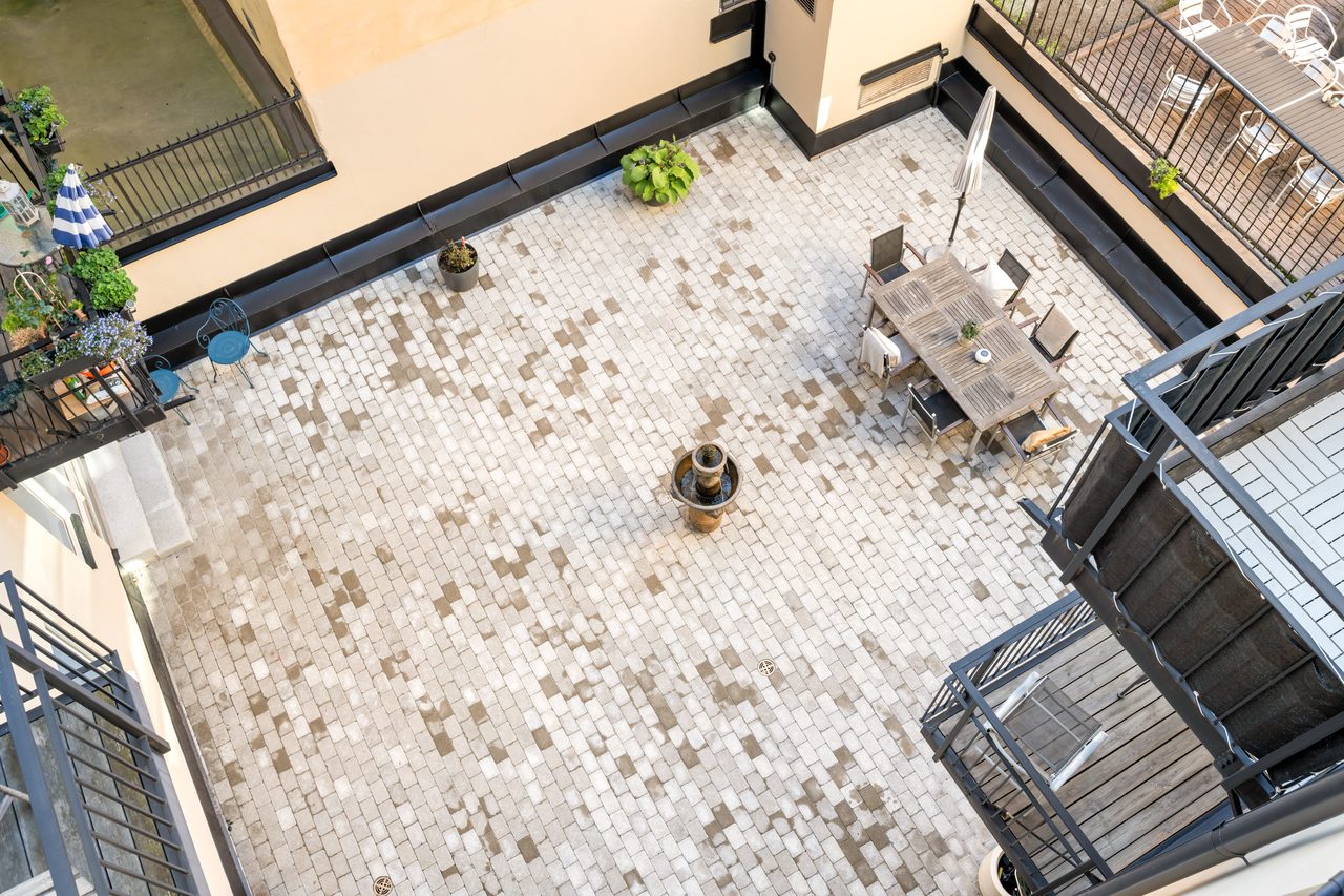 Klara norra kyrkogata 15