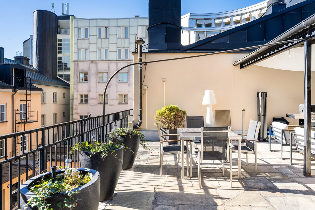 Klara norra kyrkogata 15