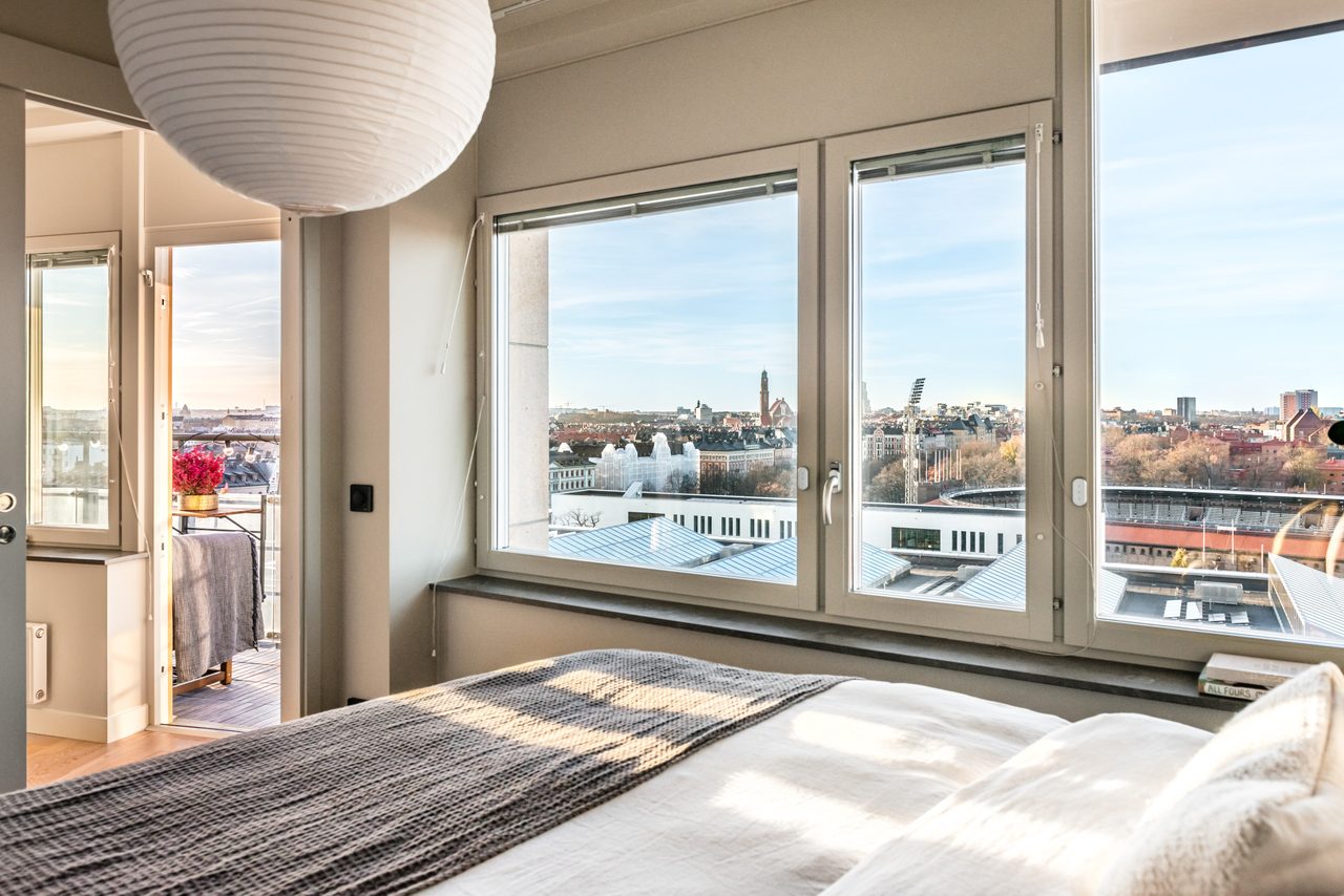 Löjtnantsgatan 3, 13 trappor!