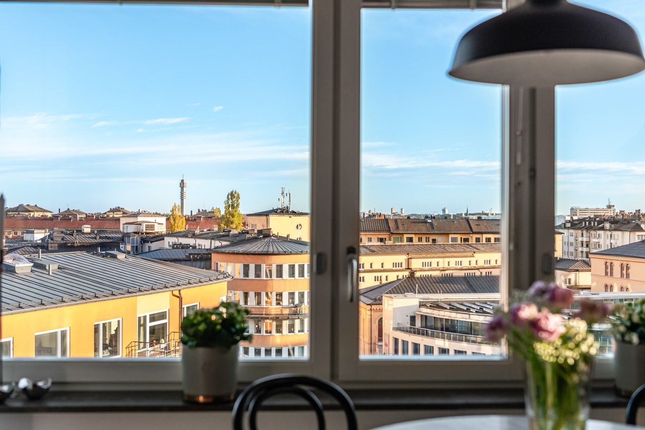 Löjtnantsgatan 3, 7 trappor!