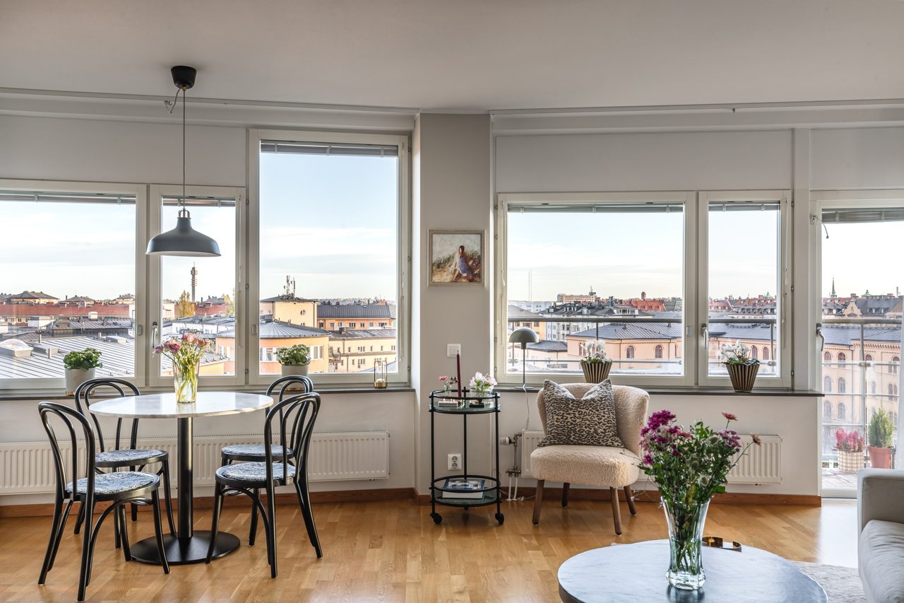 Löjtnantsgatan 3, 7 trappor!