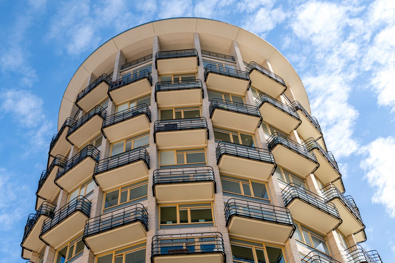 Löjtnantsgatan 3, 7 trappor!