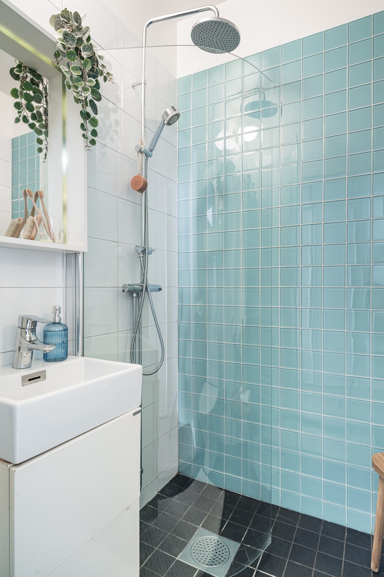 Slipgatan 14, vån 5