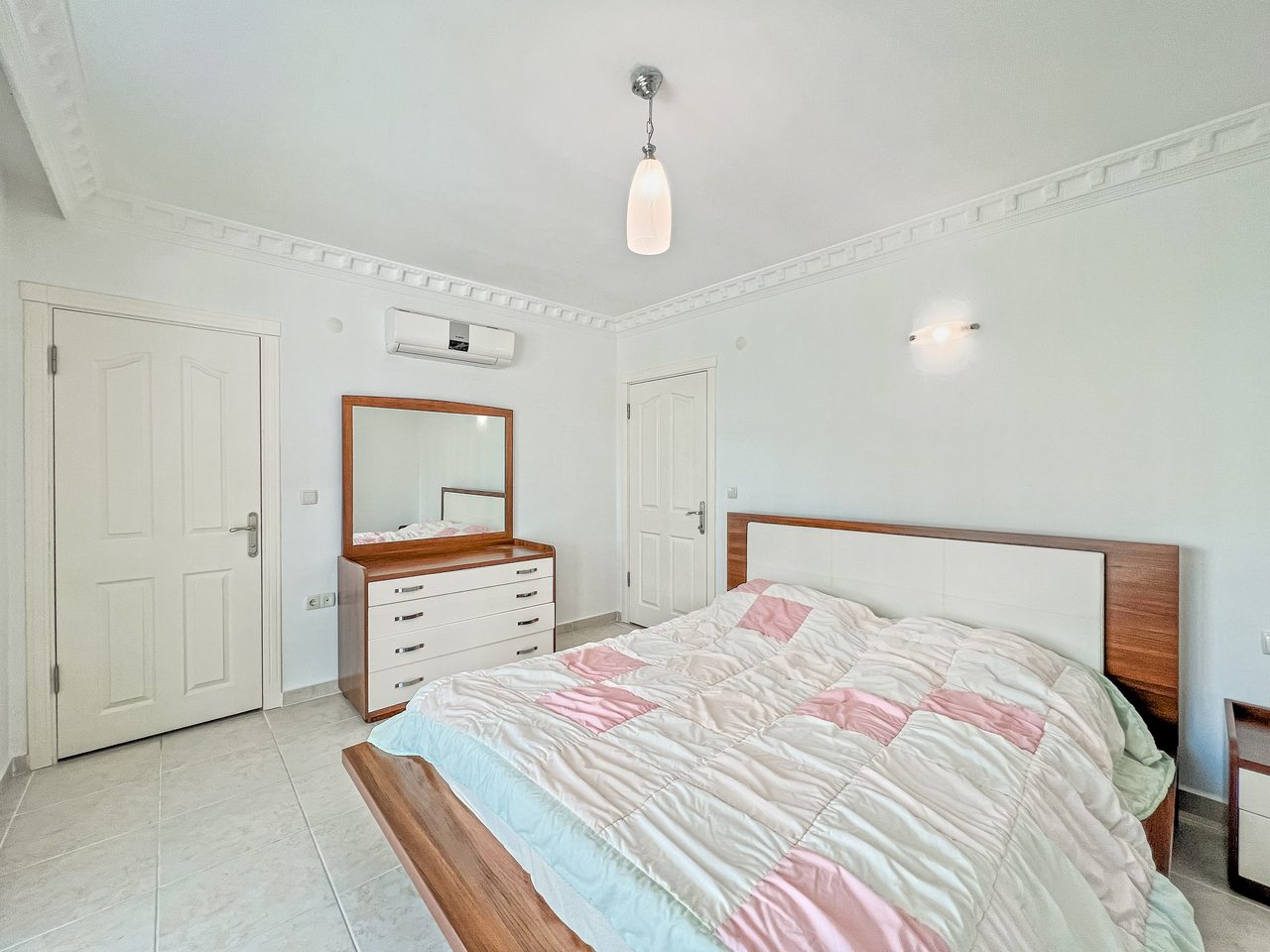 STOR 3-RUMSLÄGENHET I MAHMUTLAR