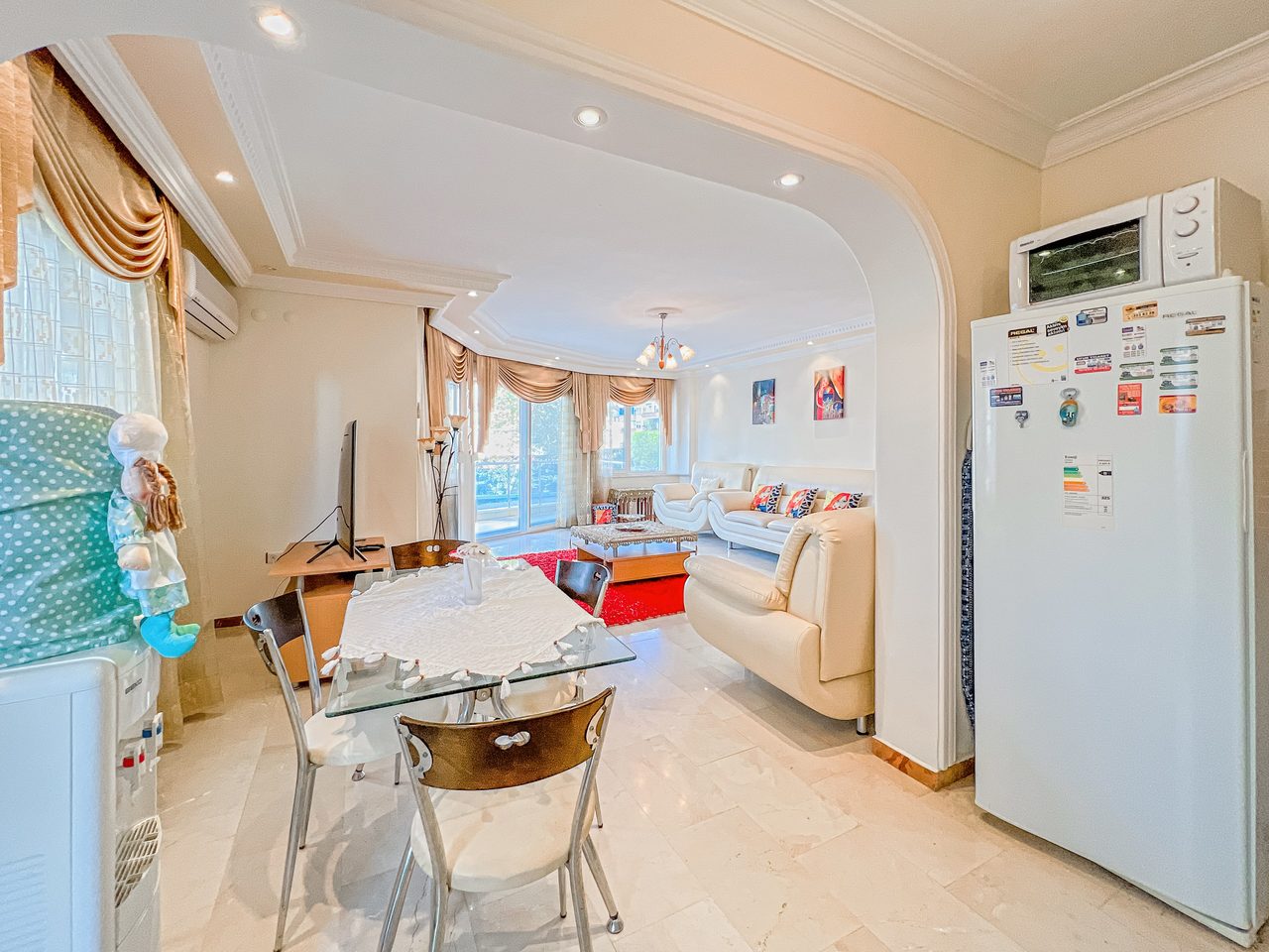 3 ROK I MAHMUTLAR NÄRA STRANDEN