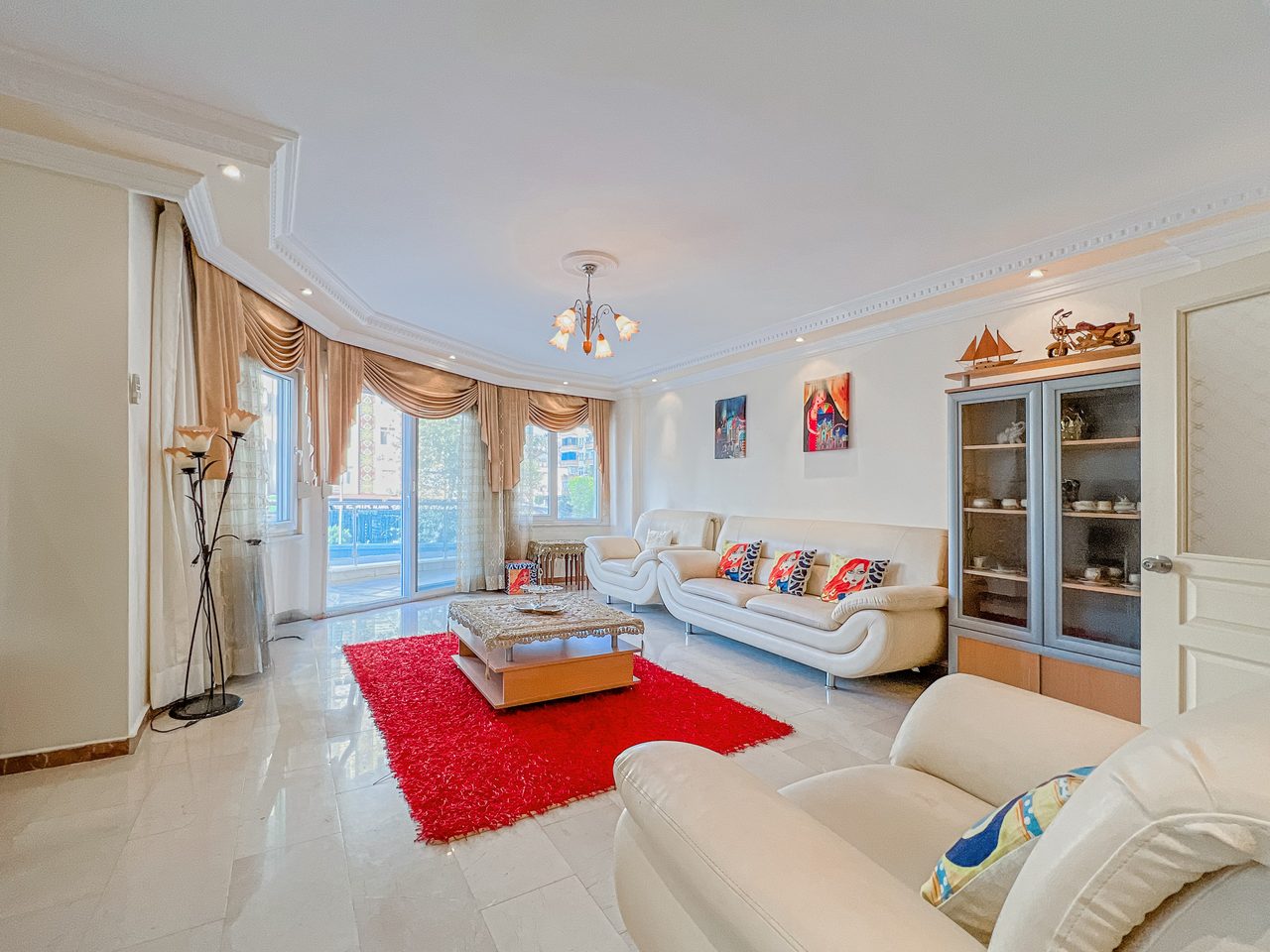 3 ROK I MAHMUTLAR NÄRA STRANDEN