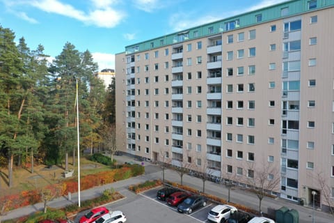 Eskadervägen 32